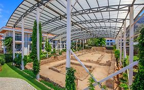 Ecclesia Hotel - Adult Only